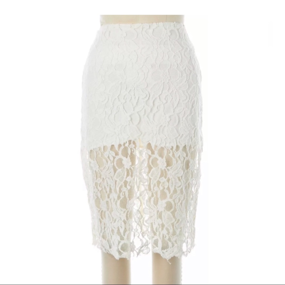 REFORMATION White Lace Straight Skirt Size XS